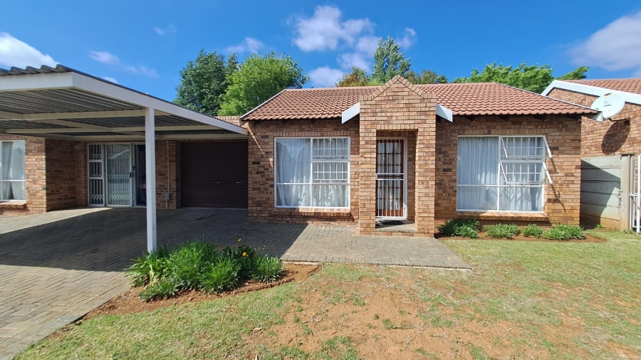 3 Bedroom Property for Sale in Universitas Free State